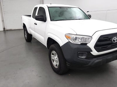 2017 Toyota Tacoma 4X2 SR 4DR Access Cab 6.1 FT LB