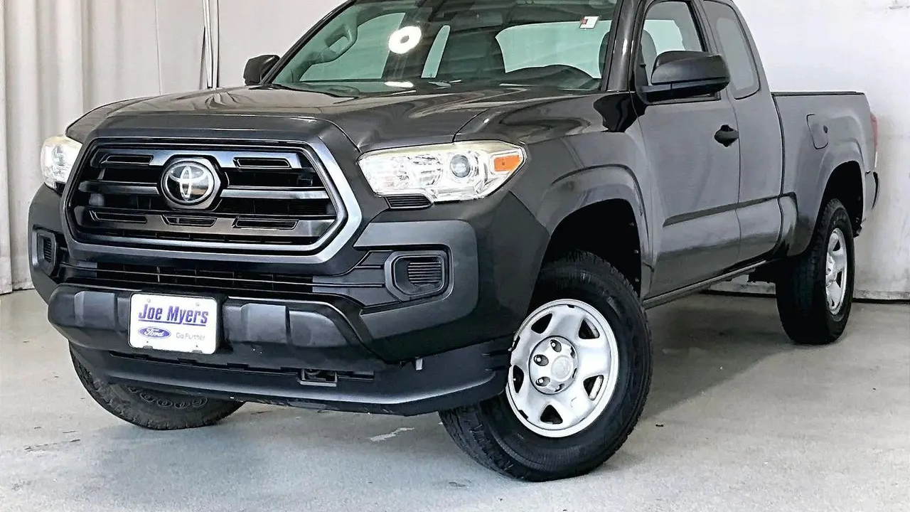 2018 Toyota Tacoma SR5