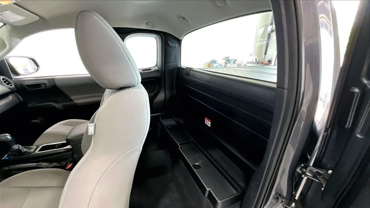 2018 Toyota Tacoma SR5