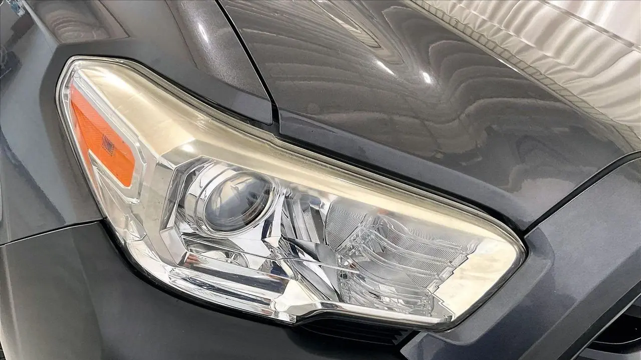 2018 Toyota Tacoma SR5