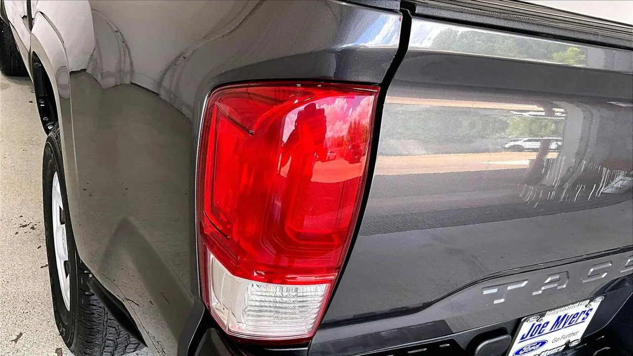 2018 Toyota Tacoma SR5