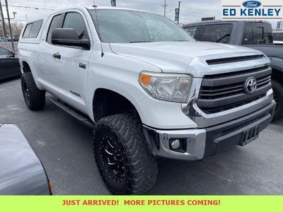 2015 Toyota Tundra 4X2 SR5 4DR Double Cab Pickup SB (5.7L V8)
