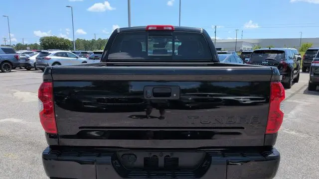 2018 Toyota Tundra SR5