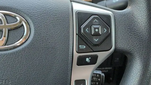 2018 Toyota Tundra SR5