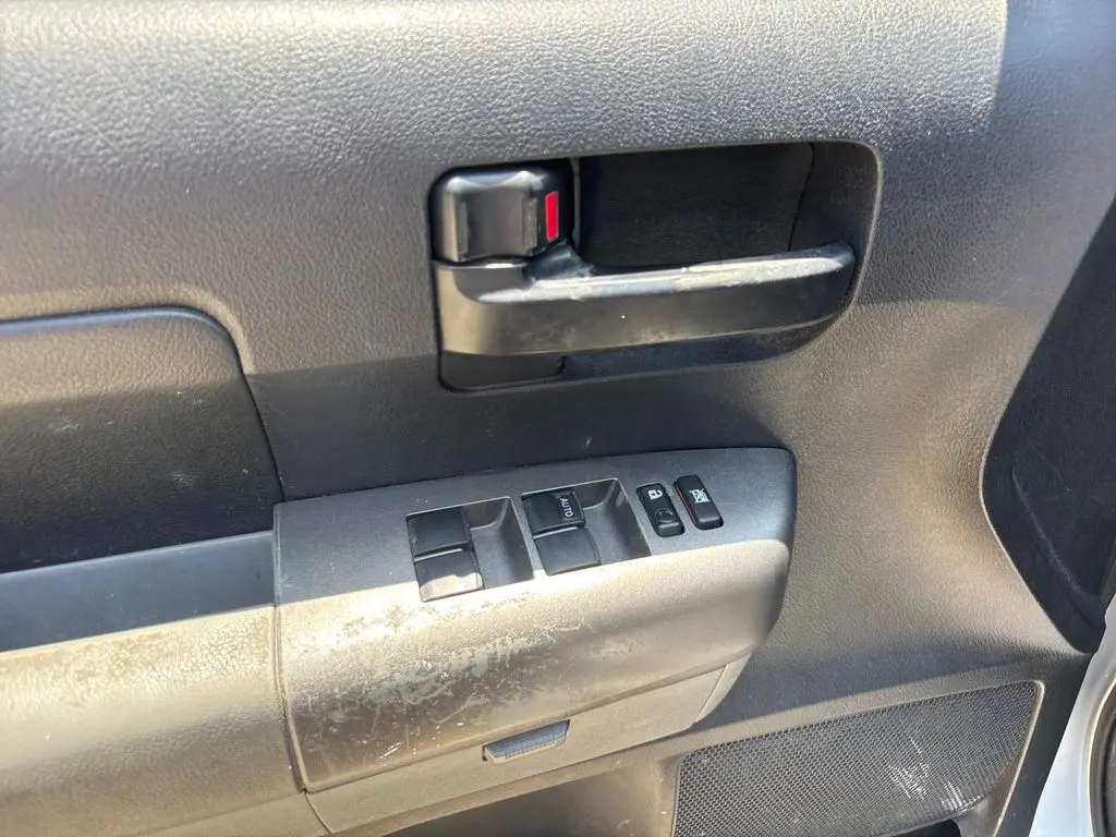 2013 Toyota Tundra - $13,400