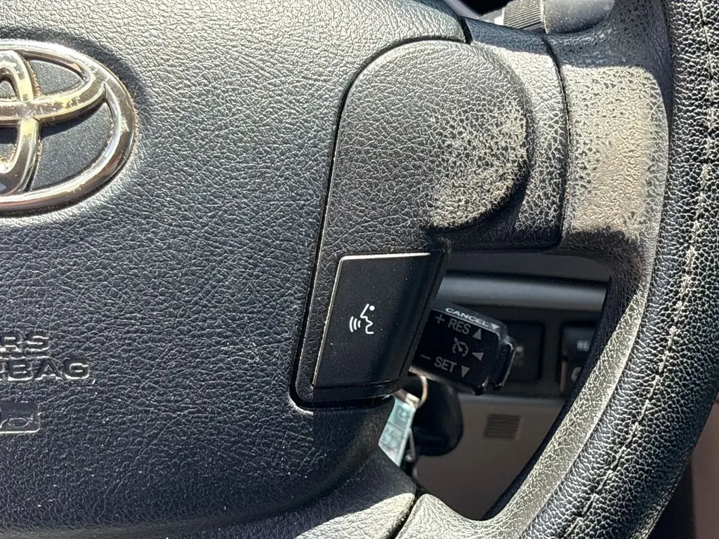 2013 Toyota Tundra - $13,400