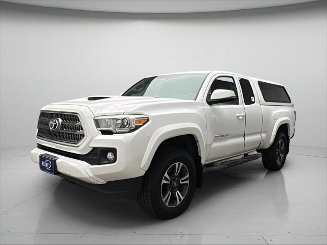 2016 Toyota Tacoma - $24,500