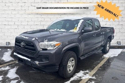 2017 Toyota Tacoma 4X4 SR5 4DR Access Cab 6.1 FT LB