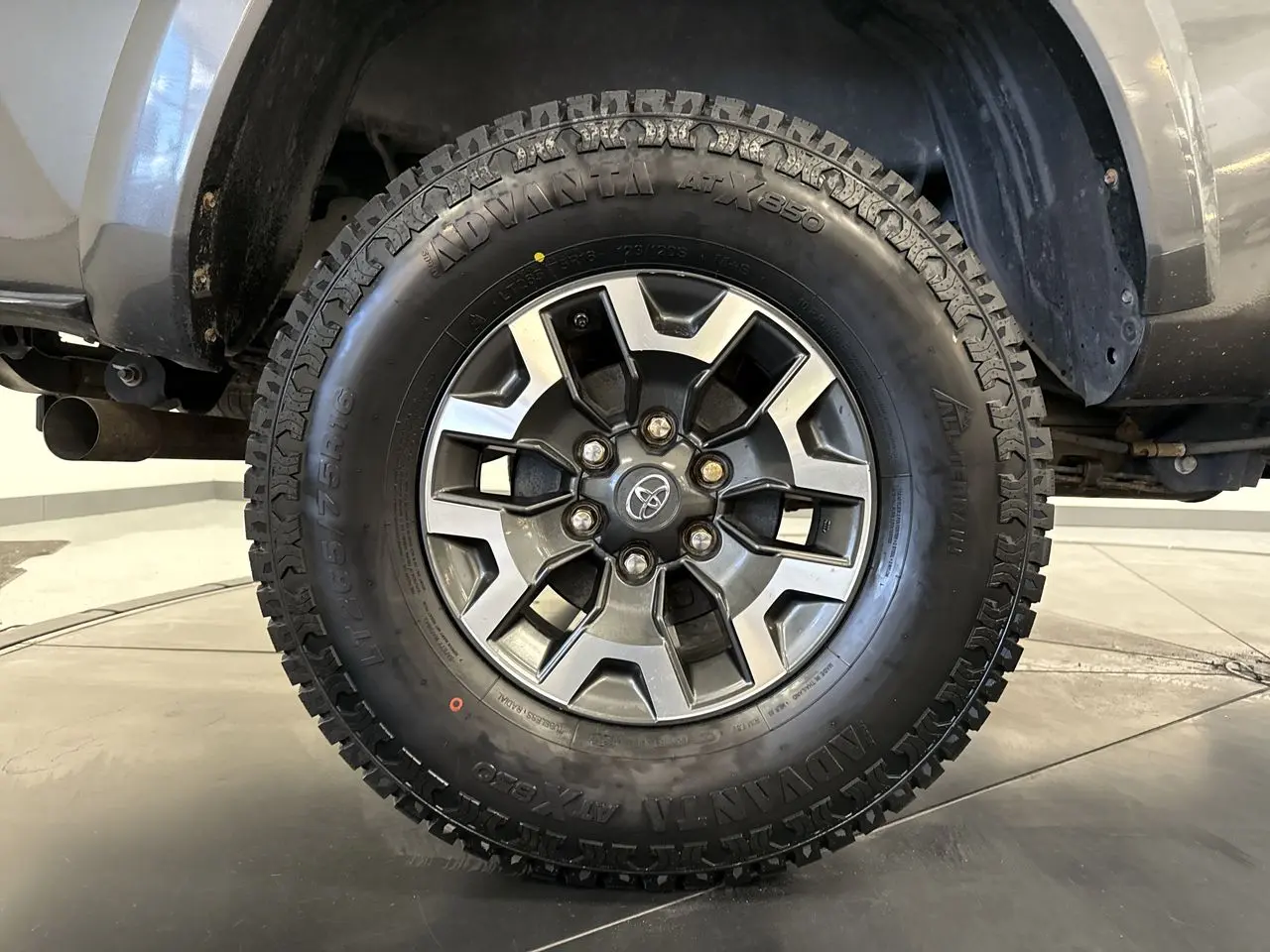 2017 Toyota Tacoma - $25,924