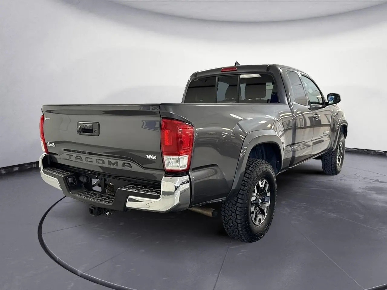 2017 Toyota Tacoma - $25,924