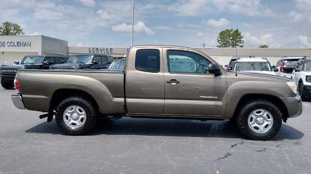 2013 Toyota Tacoma Base