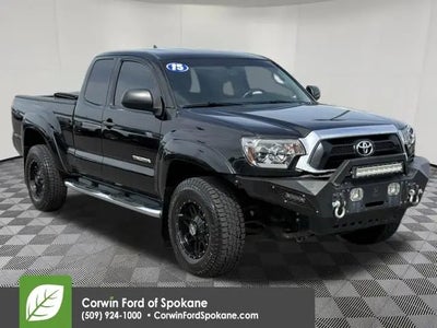 Photo of a 2015 Toyota Tacoma 4X4 V6 4DR Access Cab 6.1 FT SB 6M for sale