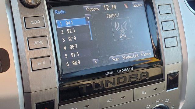 2014 Toyota Tundra SR5