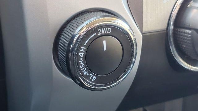 2014 Toyota Tundra SR5