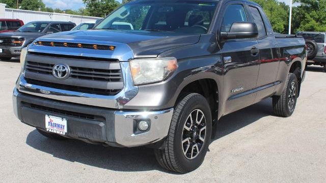 2015 Toyota Tundra SR5