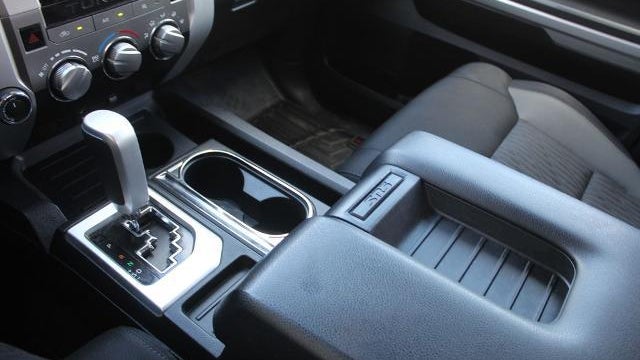 2015 Toyota Tundra SR5