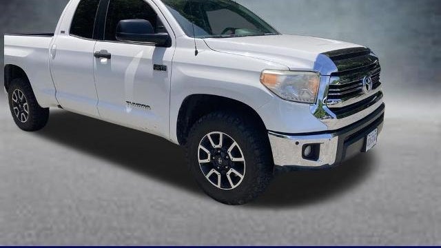 2016 Toyota Tundra SR5