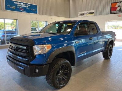 Photo of a 2016 Toyota Tundra 4X4 SR5 4DR Double Cab Pickup SB (5.7L V8) for sale
