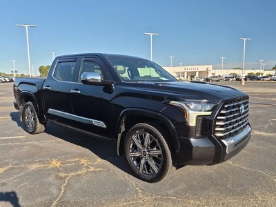 2022 Toyota Tundra 4X4 Capstone HV 4DR Crewmax Cab Pickup SB