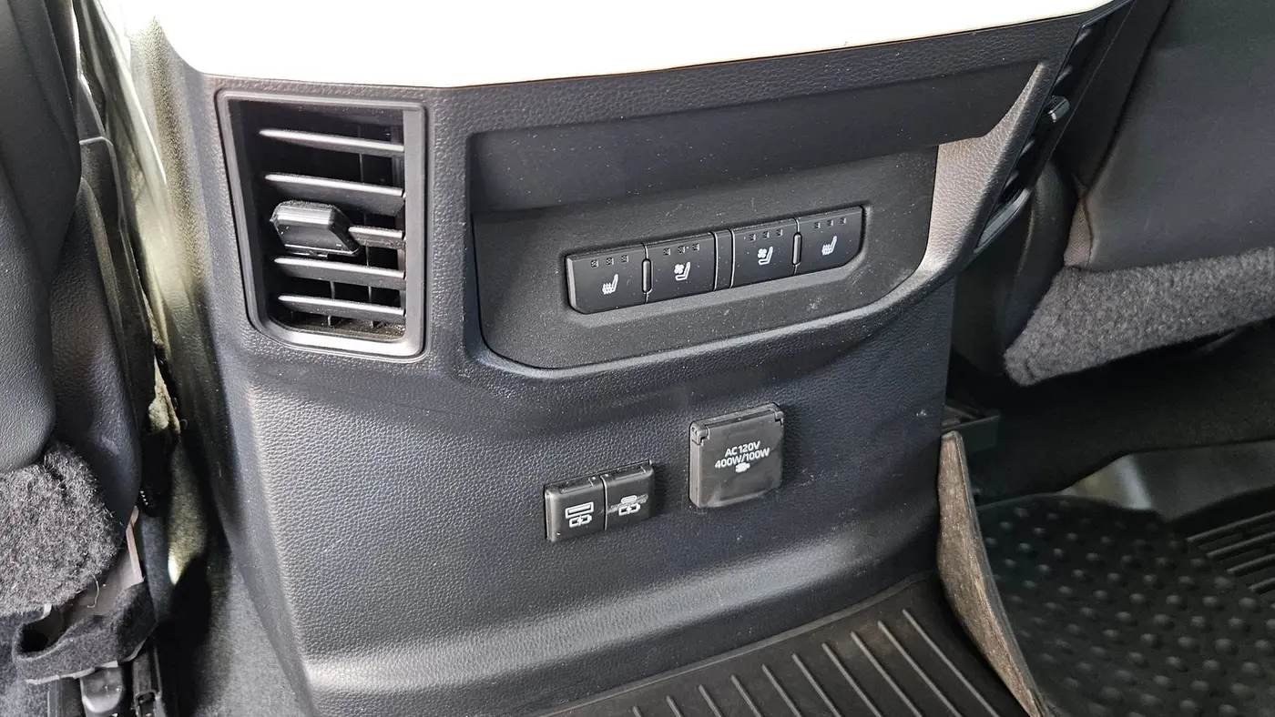2023 Toyota Tundra Capstone HV