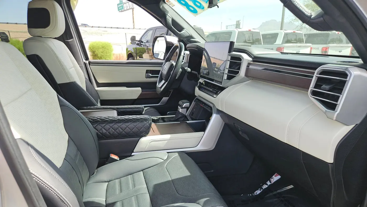 2023 Toyota Tundra Capstone HV