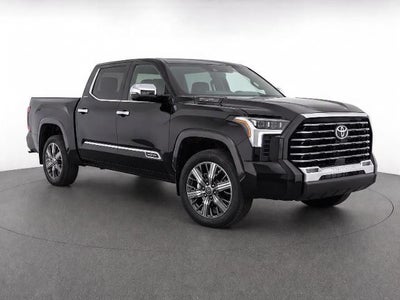 2022 Toyota Tundra 4X4 Capstone HV 4DR Crewmax Cab Pickup SB