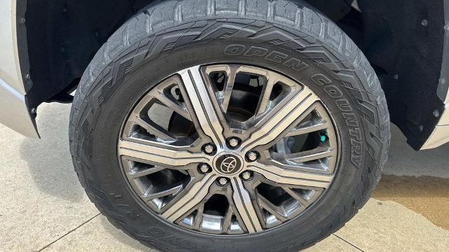 2023 Toyota Tundra Capstone HV