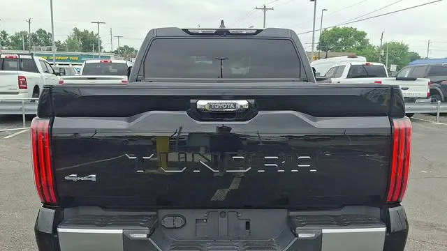 2022 Toyota Tundra Capstone HV