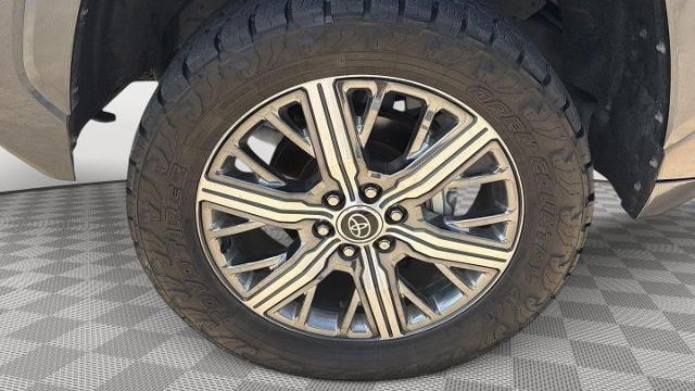 2023 Toyota Tundra Capstone HV