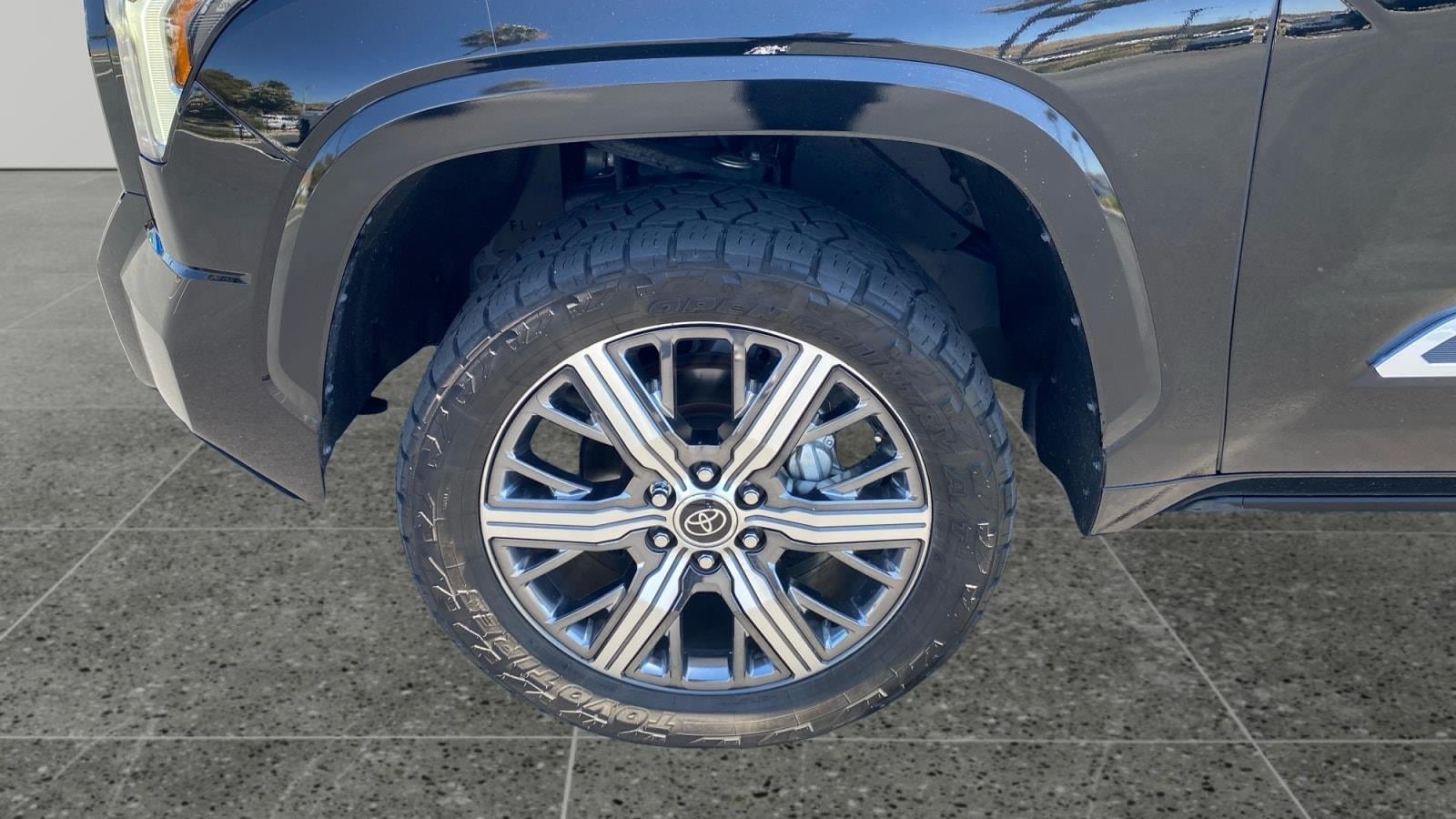2023 Toyota Tundra Capstone HV