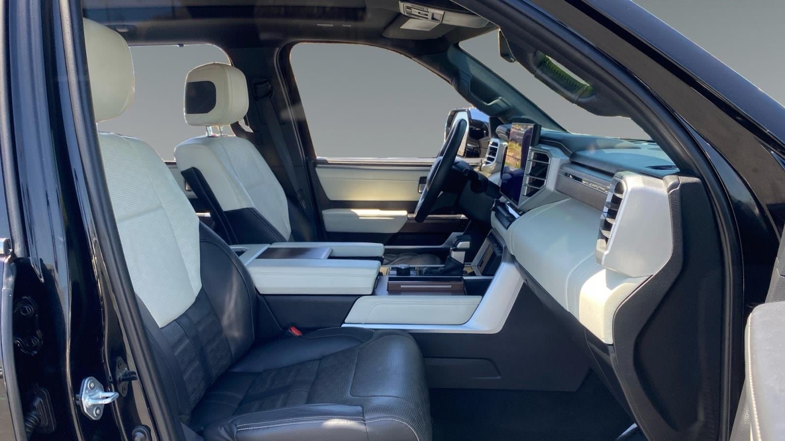 2023 Toyota Tundra Capstone HV