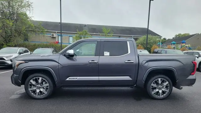 2025 Toyota Tundra Capstone HV