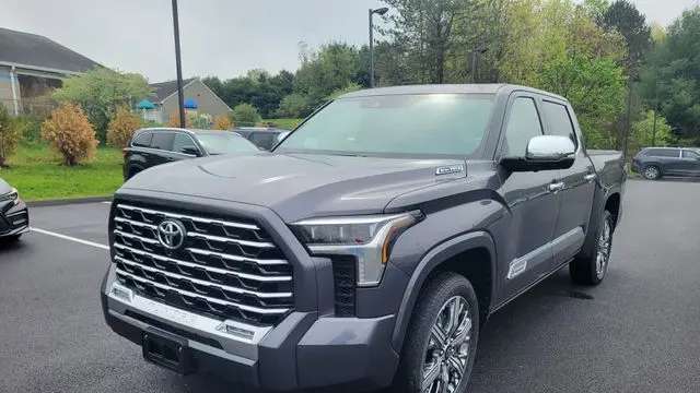 2025 Toyota Tundra Capstone HV