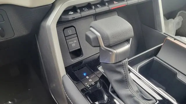 2025 Toyota Tundra Capstone HV
