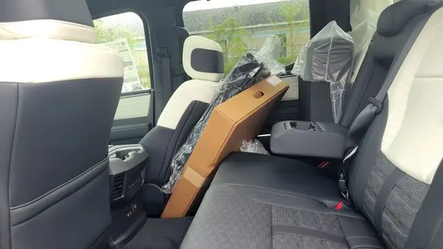 2025 Toyota Tundra Capstone HV