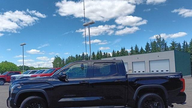 2024 Toyota Tundra Platinum