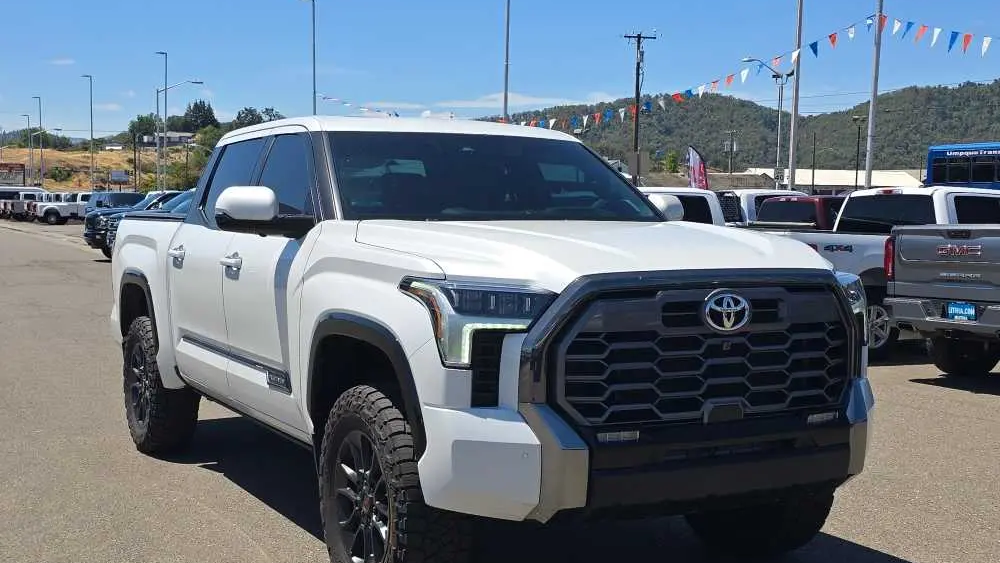 2025 Toyota Tundra Platinum