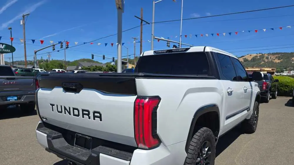 2025 Toyota Tundra Platinum
