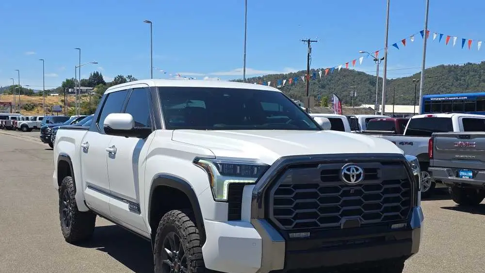2025 Toyota Tundra Platinum