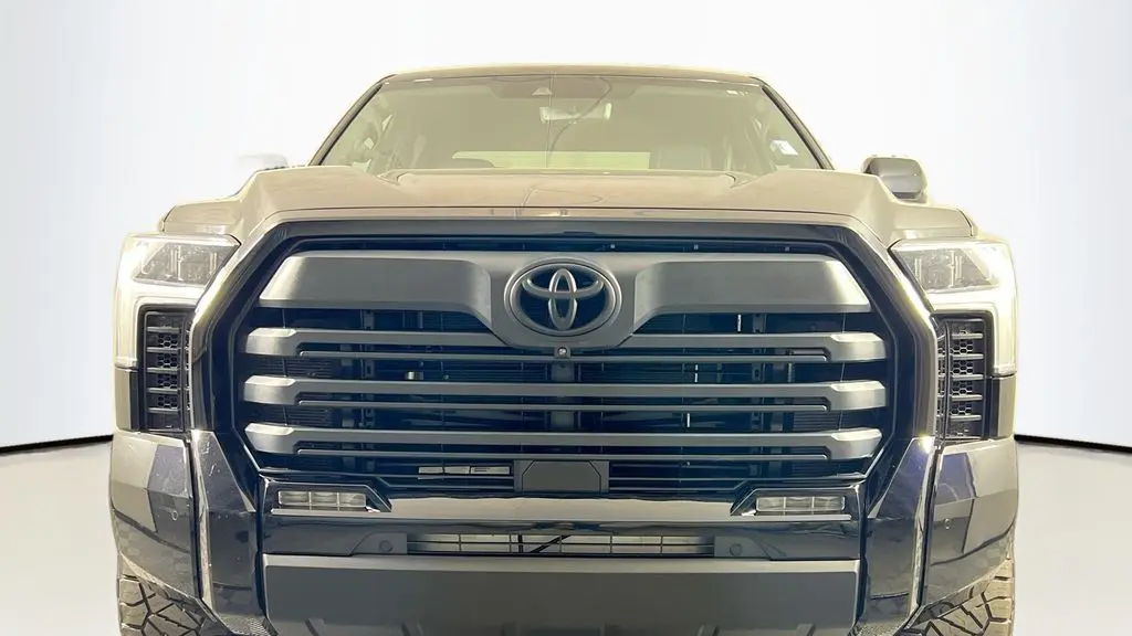2025 Toyota Tundra Platinum