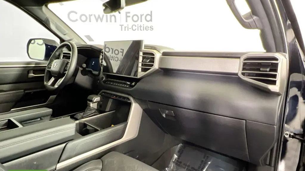 2025 Toyota Tundra Platinum