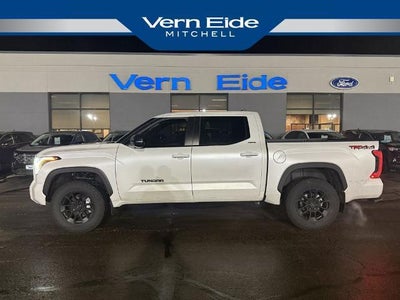 2025 Toyota Tundra 4X4 Platinum 4DR Crewmax Cab Pickup SB