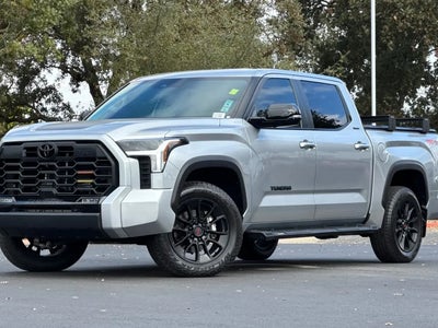 2024 Toyota Tundra 4X4 Limited 4DR Crewmax Cab Pickup SB