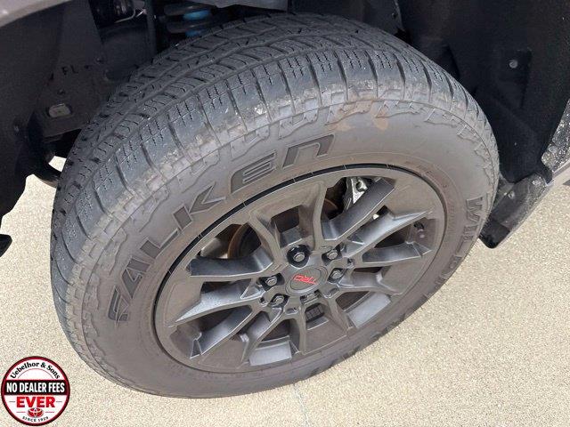 2025 Toyota Tundra Limited — photo 1 of 12