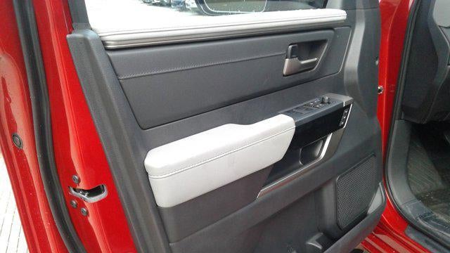 2026 Toyota Tundra Platinum HV