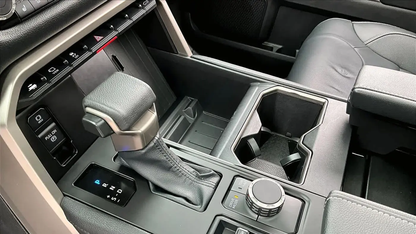 2026 Toyota Tundra Platinum HV