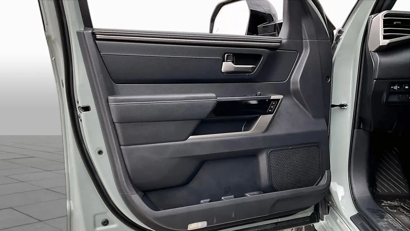 2026 Toyota Tundra Platinum HV