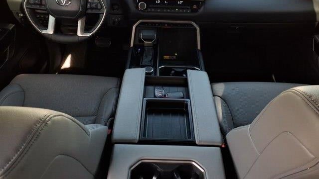 2025 Toyota Tundra Platinum HV
