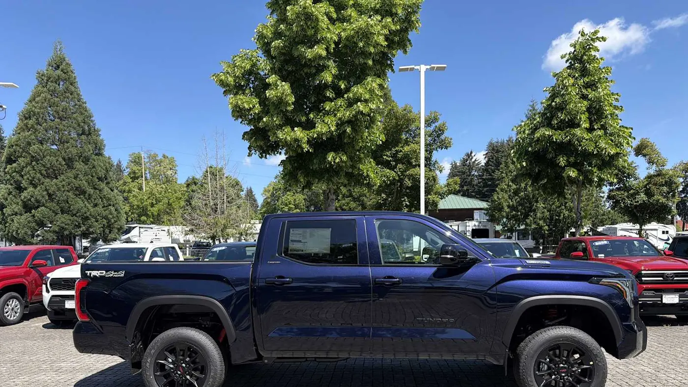 2026 Toyota Tundra Platinum HV