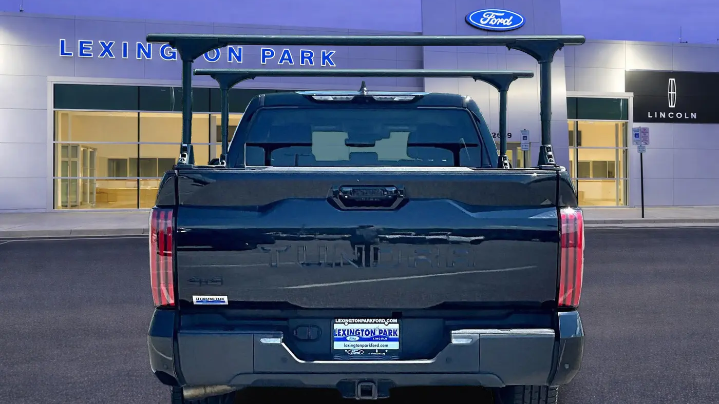 2024 Toyota Tundra Platinum HV